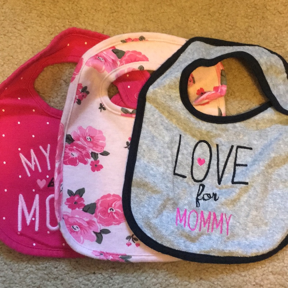Mommy Themed Bibs